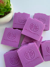 Load image into Gallery viewer, 💜Amor (LOve SpEll 𝘃𝗶𝗰𝘁𝗼𝗿𝗶𝗮 𝘀𝗲𝗰𝗿𝗲𝘁)
